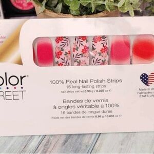 Color Street Island Blooms Floral Nail Polish Strips